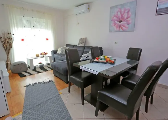 Apartment Tropic Stobrec *